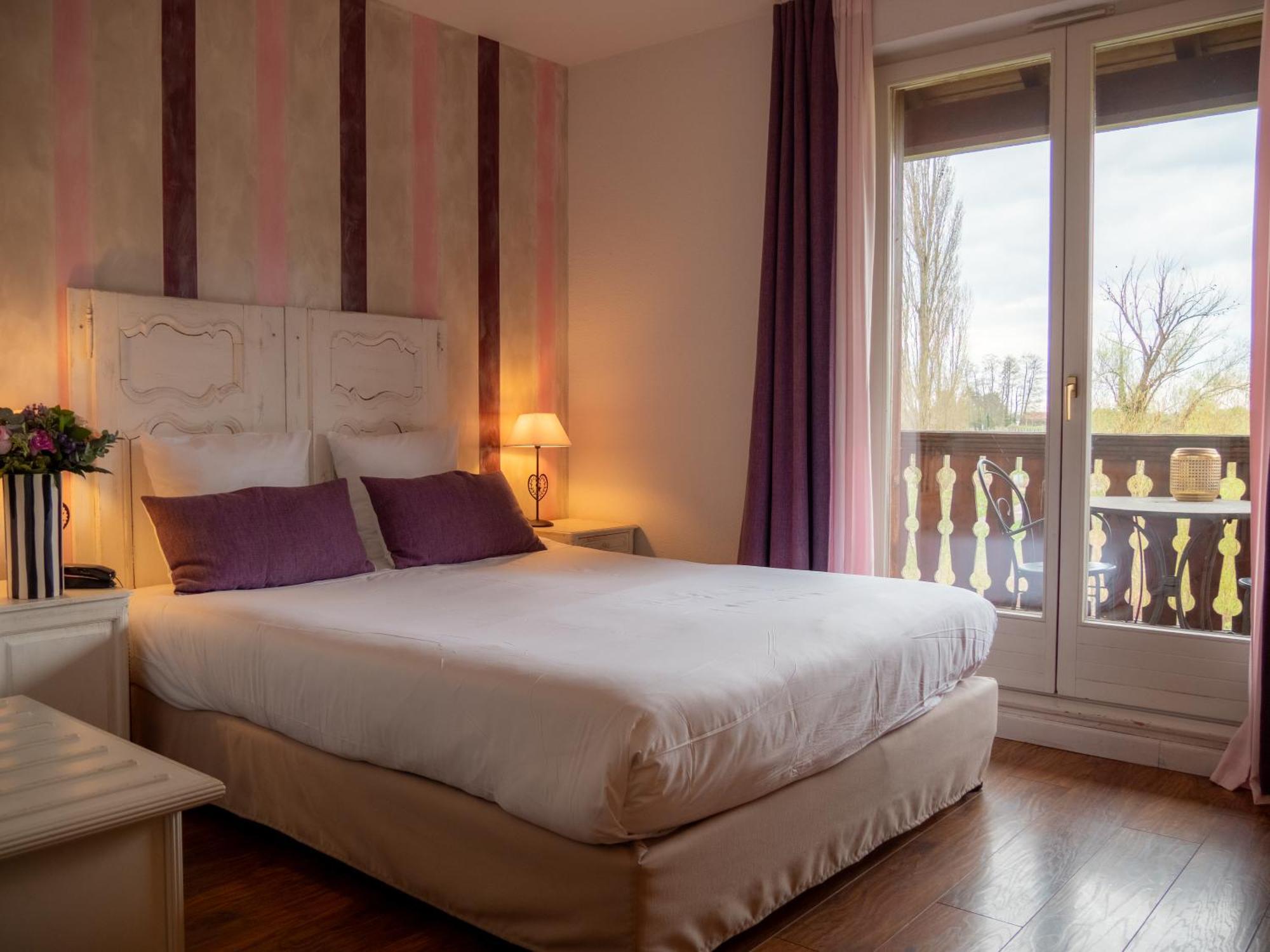 Hotel Restaurant Verger Des Chateaux, Route Des Vins Haut-Koenigsbourg ディーフェンタール エクステリア 写真