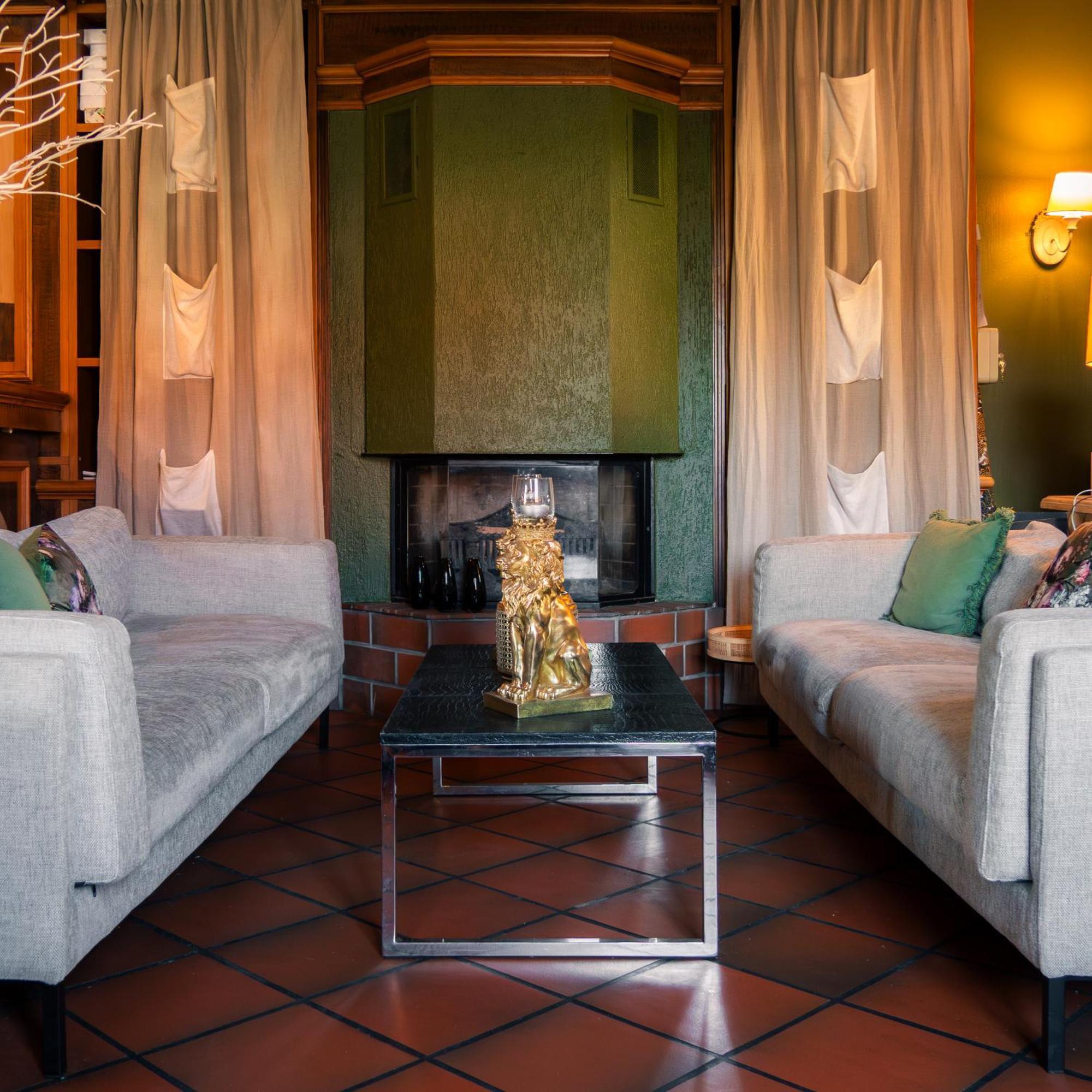 Hotel Restaurant Verger Des Chateaux, Route Des Vins Haut-Koenigsbourg ディーフェンタール エクステリア 写真